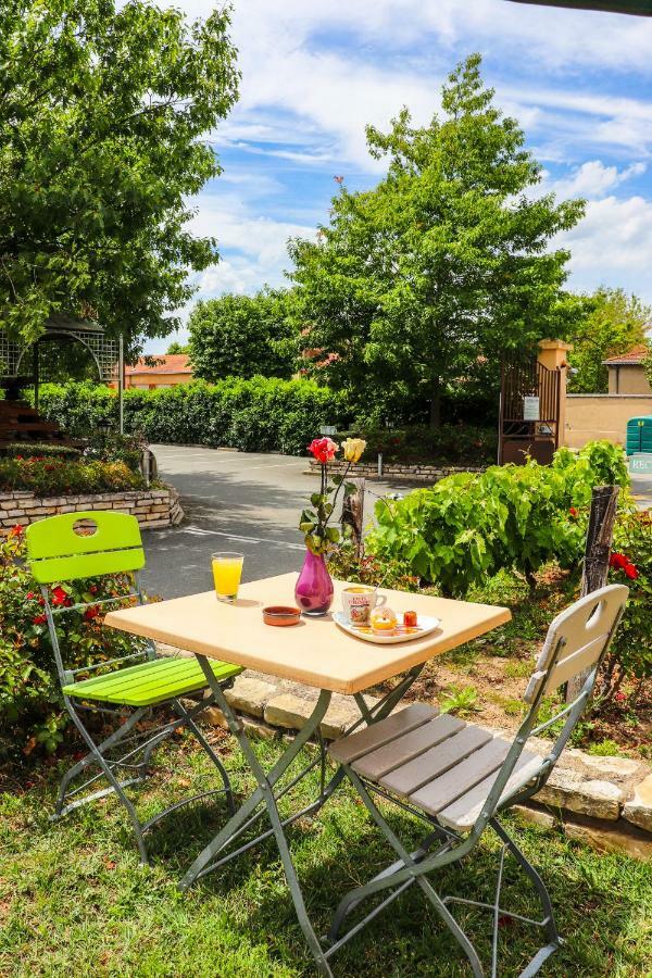 Kyriad Direct Roanne Hotel Bagian luar foto