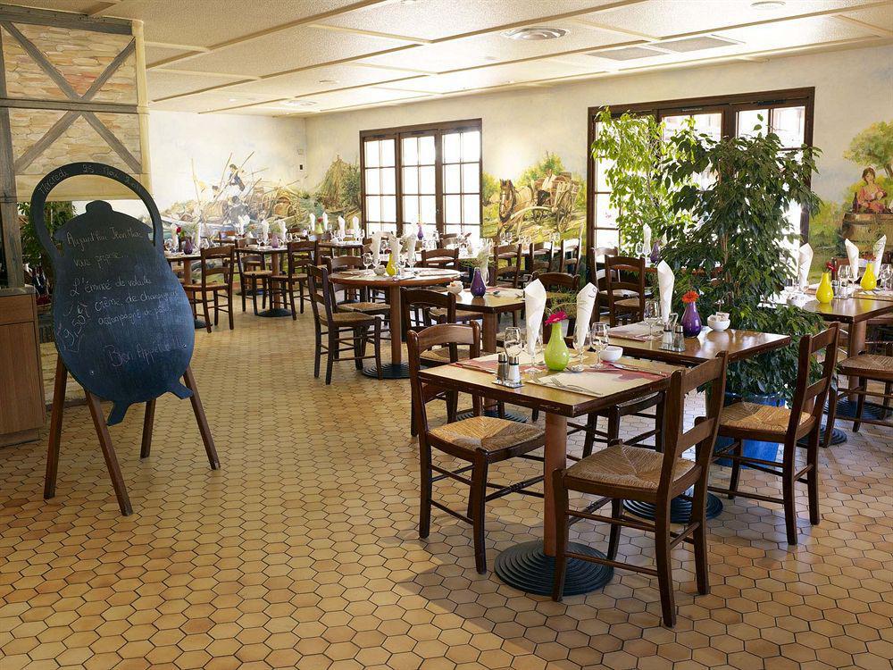 Kyriad Direct Roanne Hotel Bagian luar foto